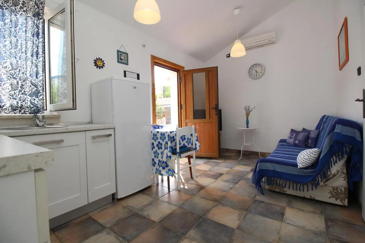 Apartments By The Sea Silo, Krk - 18689 Croatia